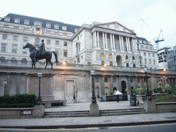 Equestrian statue of the Duke of Wellington and the Bank of England