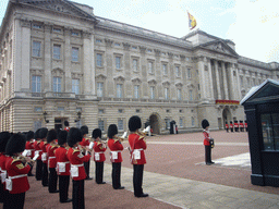 Fanfare at Buckingham Palace for the Queen`s Birthday