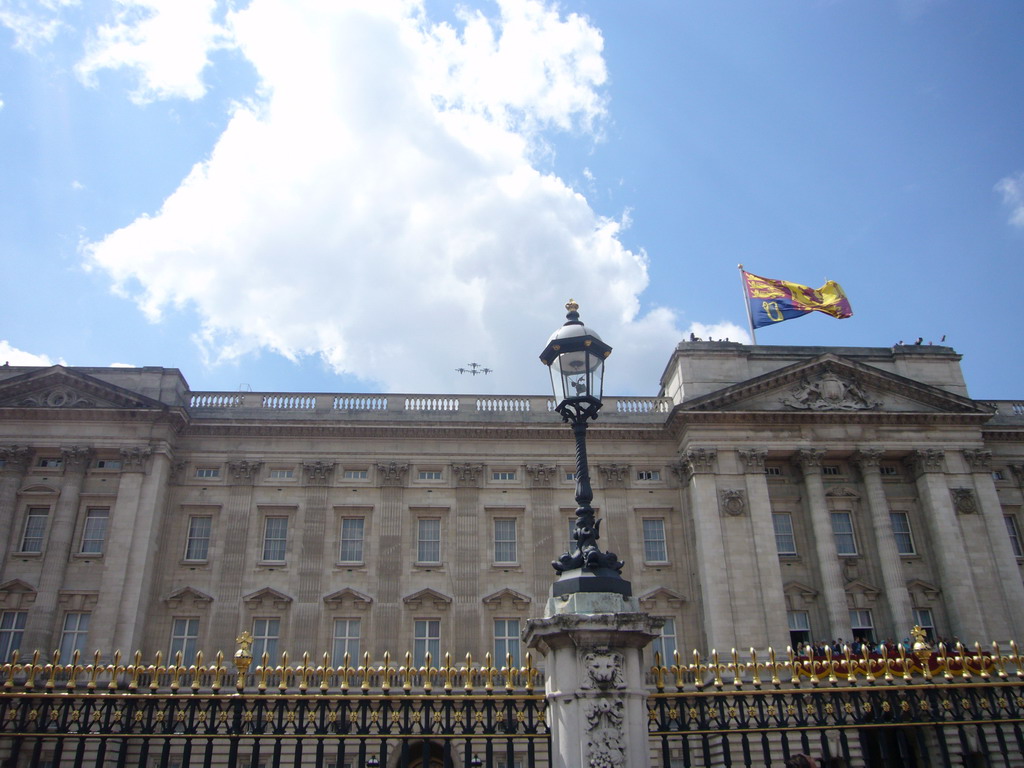 Flyover of the British Royal Air Force, during the festivities for the Queen`s Birthday, above Buckingham Palace