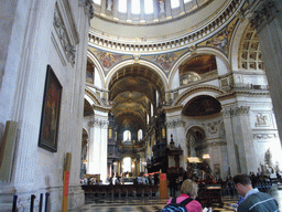 The crossing of St. Paul`s Cathedral