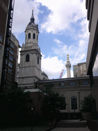 The St. Magnus-the-Martyr church and the Monument to the Great Fire of London