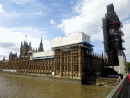 The Thames river and the Palace of Westminster with the Big Ben, viewed from the Westminster Bridge