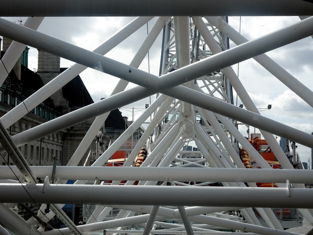 Bottom part of the London Eye, viewed from capsule 17 of the London Eye