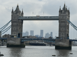 london_5_135 - 263 kb - 1024x768 -