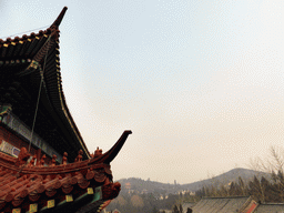 East side of the roof of the Yuantong Hall at the Nanshan Temple, and surroundings