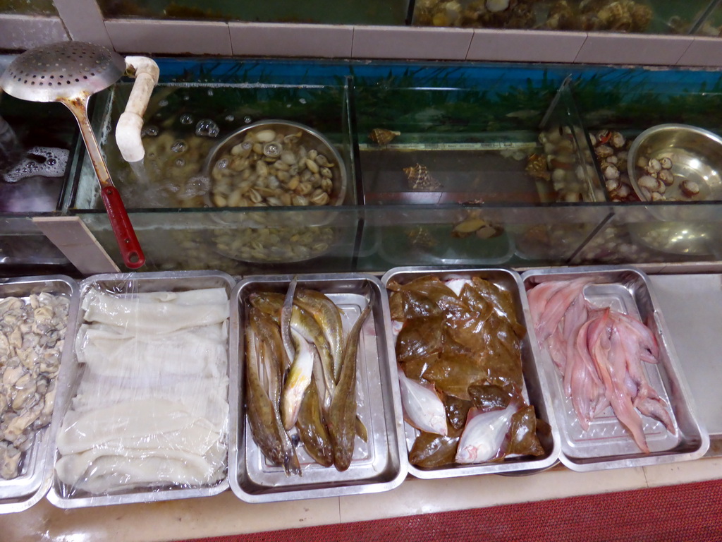 Seafood at our lunch restaurant in the Longkou Harbour