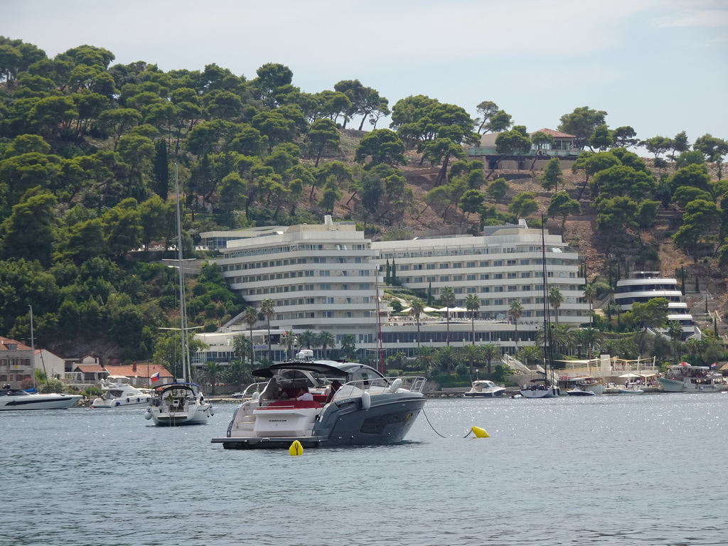 Boats at the Lopud Harbour and Lafodia Hotel & Resort, viewed from the Plaa Dubrava Pracat beach