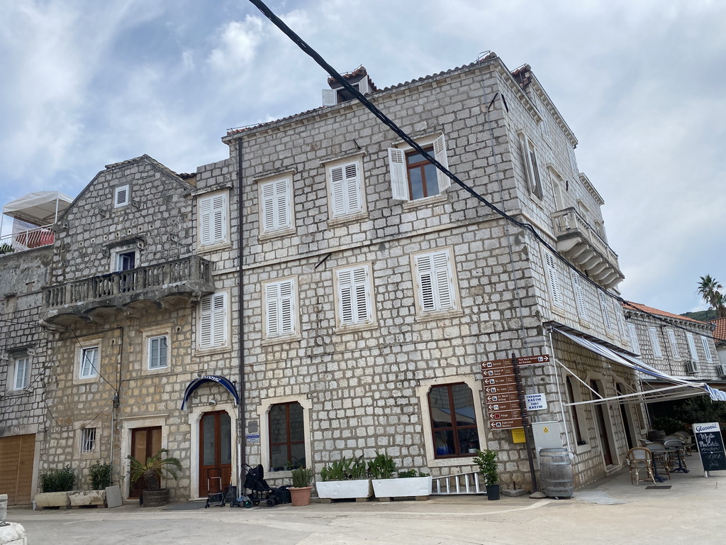 Front of houses at the Obala Iva Kuljevana street