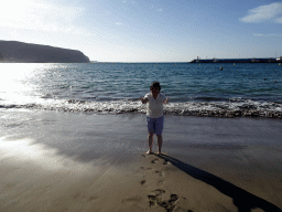 Miaomiao at the Playa de Los Cristianos beach