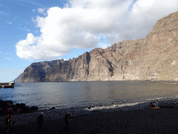 The Playa de los Gigantes beach and the Acantilados de Los Gigantes cliffs