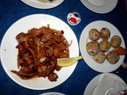 `Carne Fiesta con Cebolla` and `Papas Arrugadas` at the Bar Restaurante Plaza at the town of Puerto de Santiago