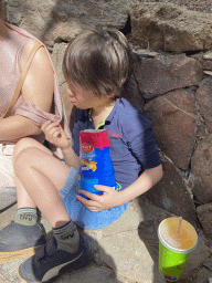 Max eating chips at the Palmitos Park