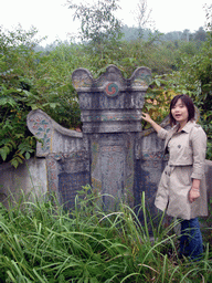 Miaomiao at the Zhou family tomb