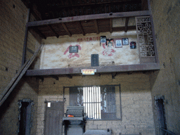 loudi_1_026 - 205 kb - 1024x768 - Old pictures in the old house of Miaomiao`s grandmother Old pictures in the old house of Miaomiao`s grandmother