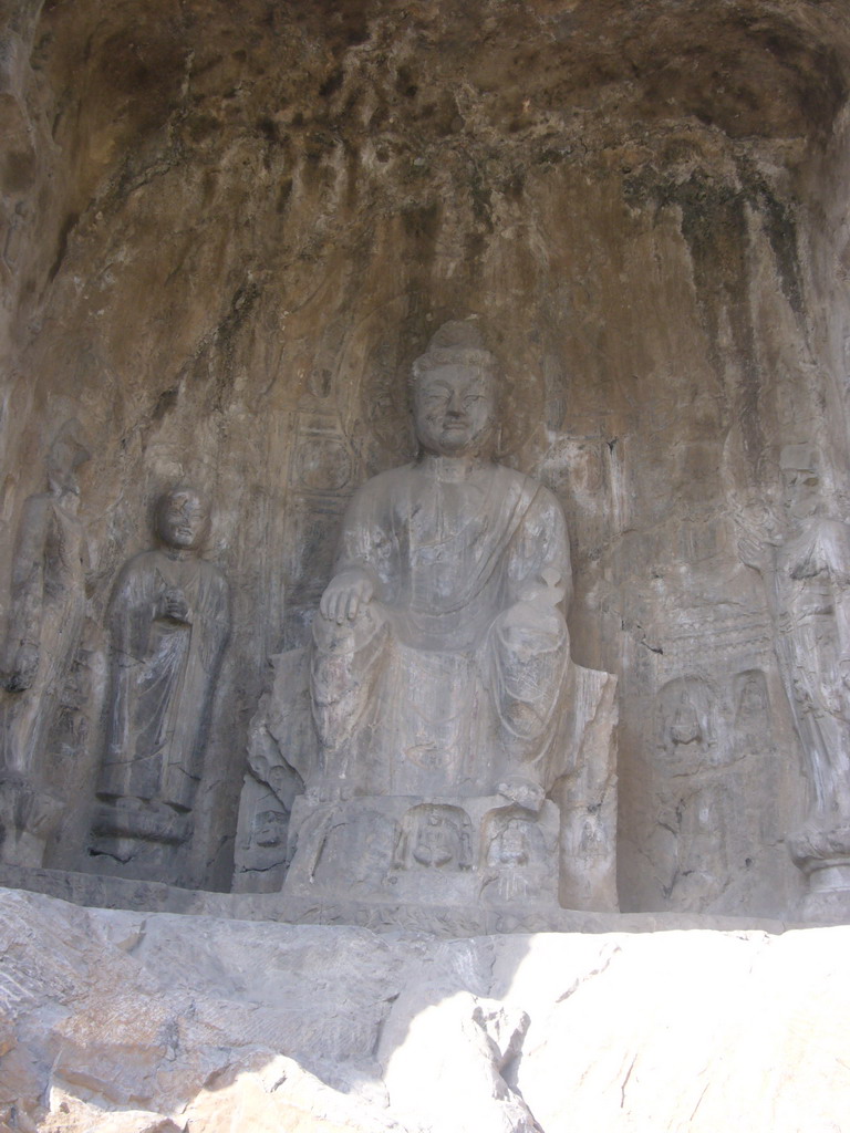 Statues at the Longmen Grottoes