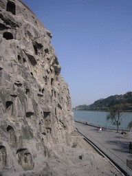 The west side of the Longmen Grottoes, the Xiangshan Temple and the Yi River