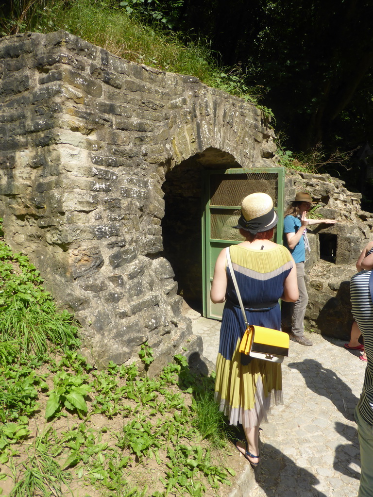 Miaomiao at the exit of the Casemates de la Pétrusse in the Vallée de la Pétrusse valley