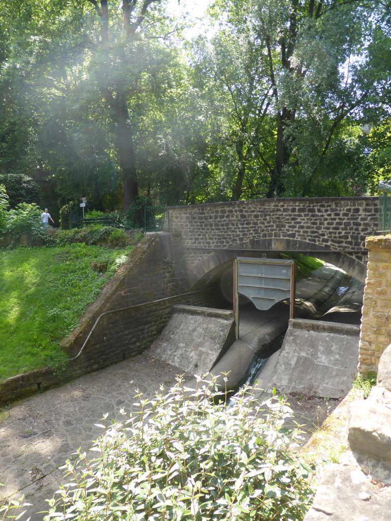 Small dam and bridge over the Pétrusse stream at the Vallée de la Pétrusse valley