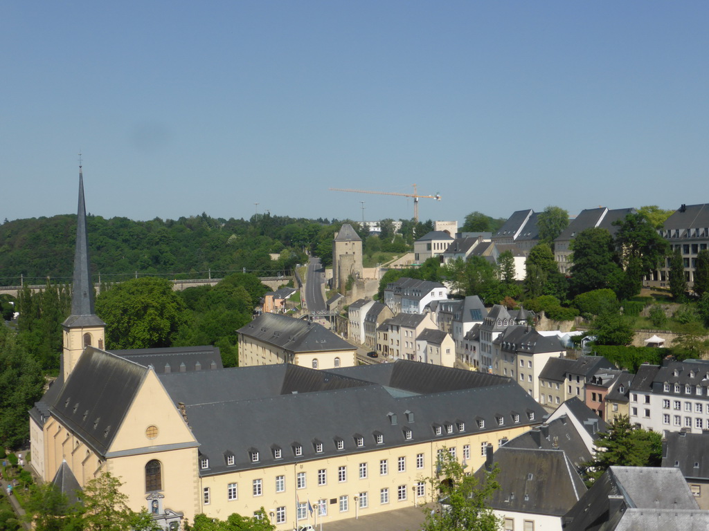 The Grund district with the Abbey of Neumünster, the Johanneskirche church and the Rham Plateau, viewed from the Chemin de la Corniche street