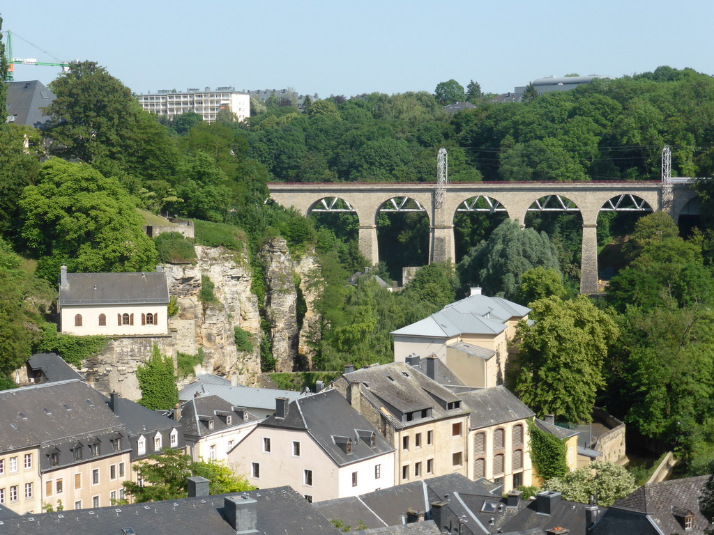 The Grund district and the railway bridge, viewed from the Chemin de la Corniche street