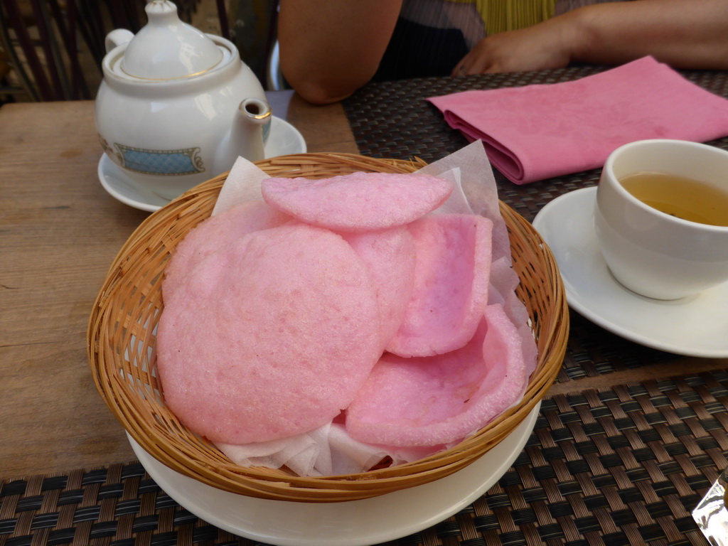 Tea and krupuk at the Ming Dynasty restaurant at the Grand-Rue street