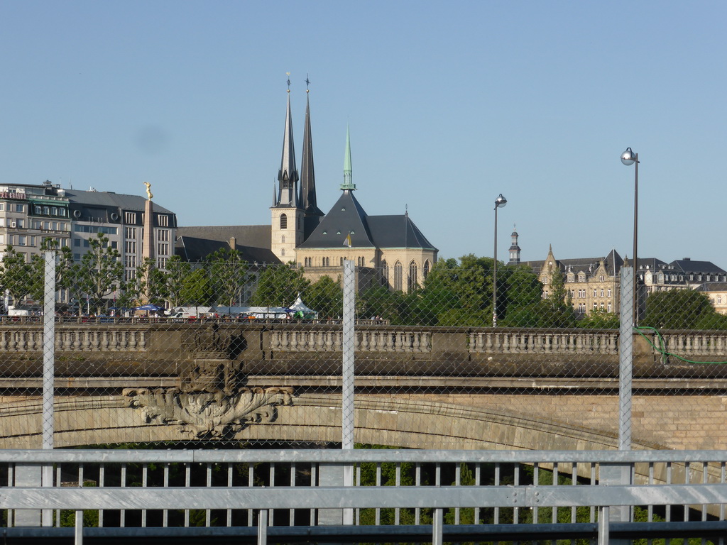 The Pont Adolphe bridge and the Notre-Dame Cathedral, viewed from the Pont Bleu bridge