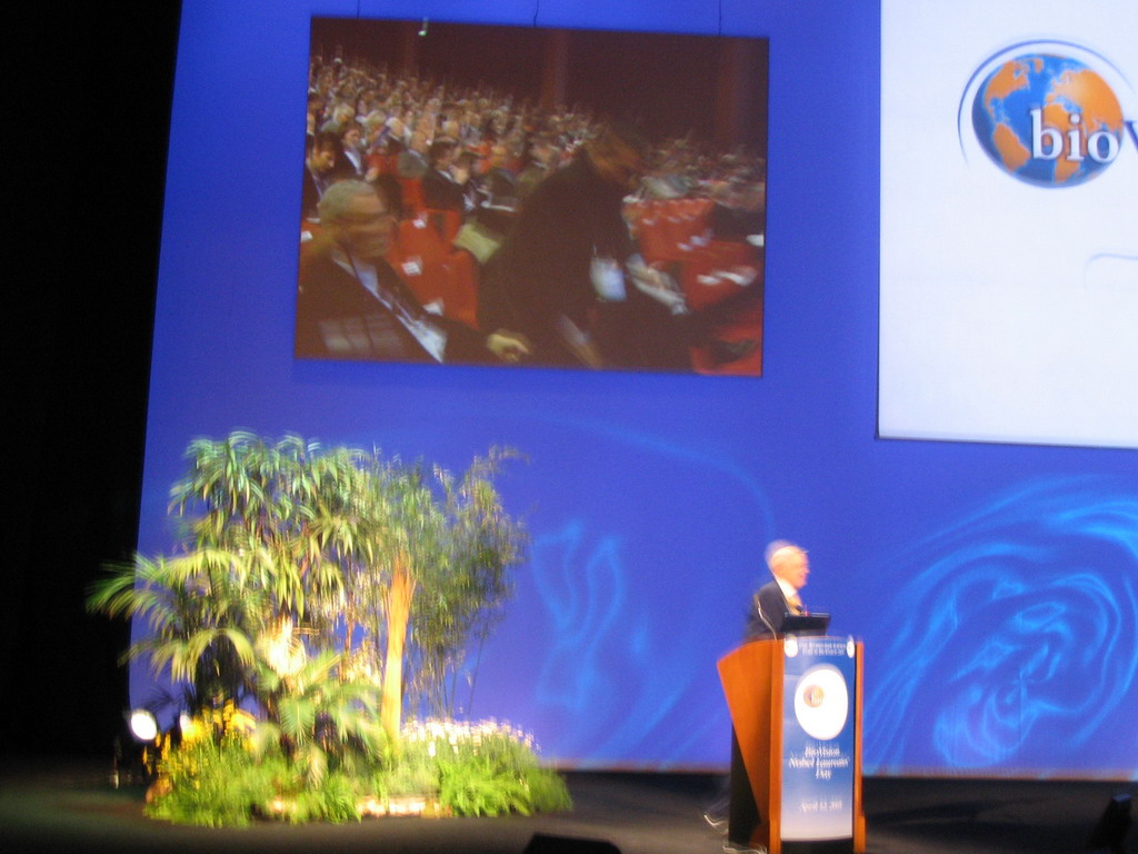 Plenary talk at the World Life Sciences Forum BioVision 2005 conference, at the Centre Congrès de Lyon conference center