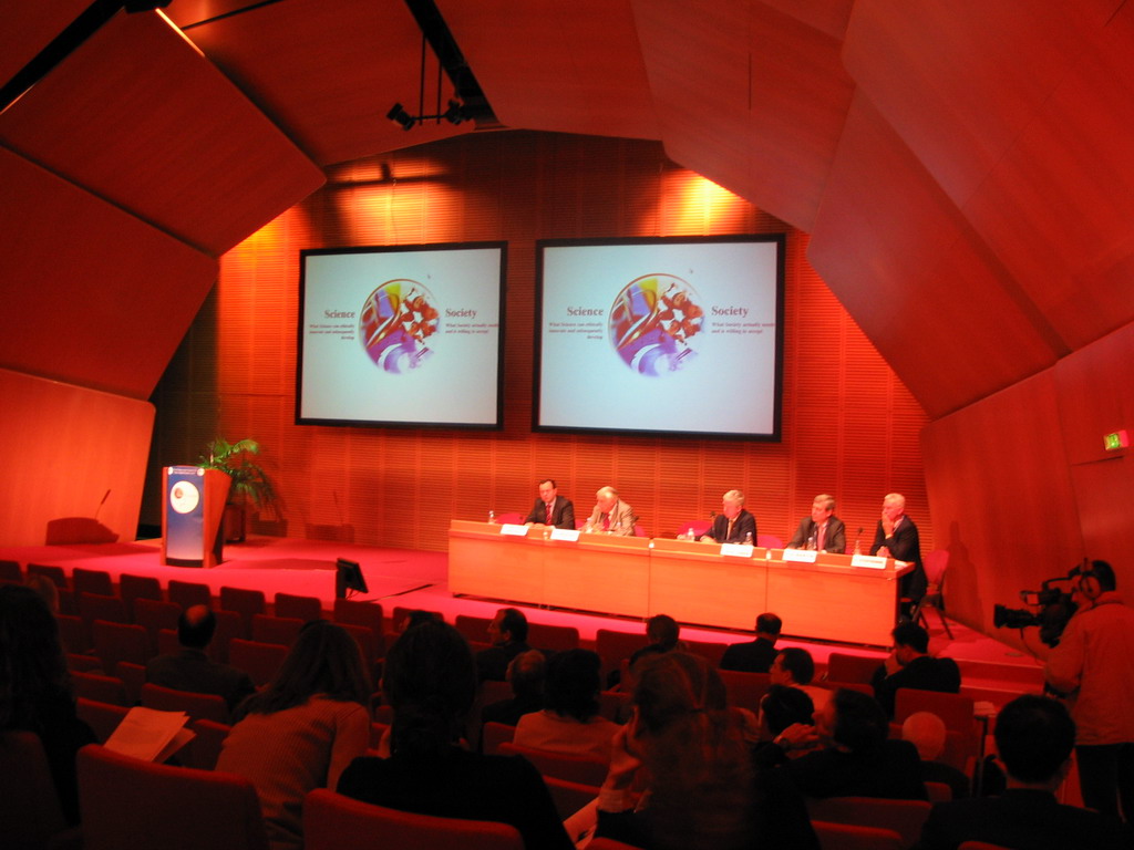Panel discussion on Science and Society at the World Life Sciences Forum BioVision 2005 conference, at the Centre Congrès de Lyon conference center