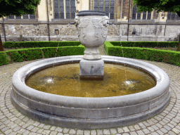 Fountain at the center of the cloister garden of the Sint-Servaasbasiliek church