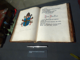 Book of the chapter of Saint Servatius, in Room 3 of the Lower Chapel of the Treasury of the Sint-Servaasbasiliek church, with explanation