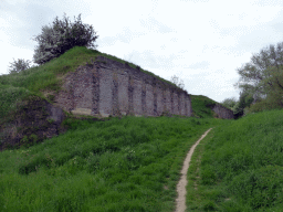 Wall and path at the Hoge Fronten park