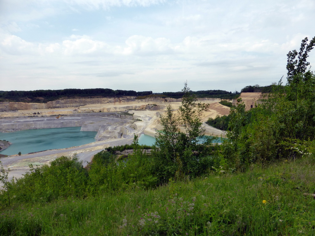 The west side of the ENCI limestone quarry, viewed from the Sint-Pietersberg hill