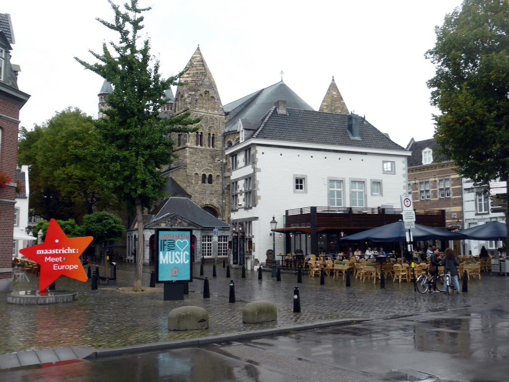 The Graanmarkt square and the east side of the Basilica of Our Lady