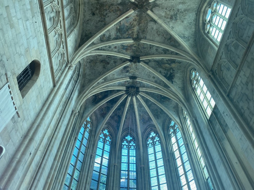 Apse and ceiling of the Bookstore Dominicanen