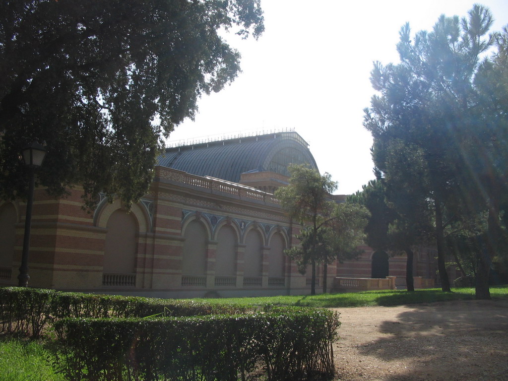 The Palacio de Velázquez, in the Parque del Buen Retiro park