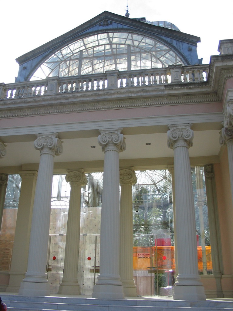 The front of the Palacio de Cristal, in the Parque del Buen Retiro park