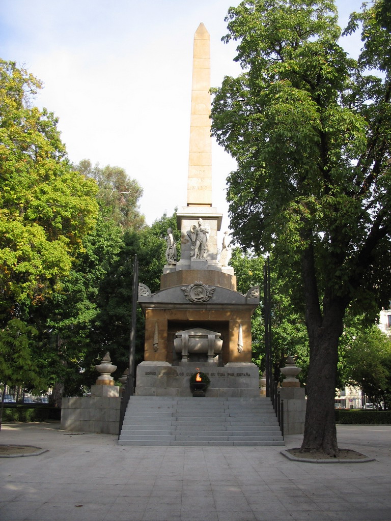The Monument to the Fallen for Spain at the Plaza de la Lealtad square