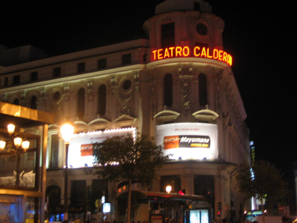 The Teatro Calderón theatre at the crossing of the Calle de Atocha and the Calle del Dr. Cortezo streets, by night