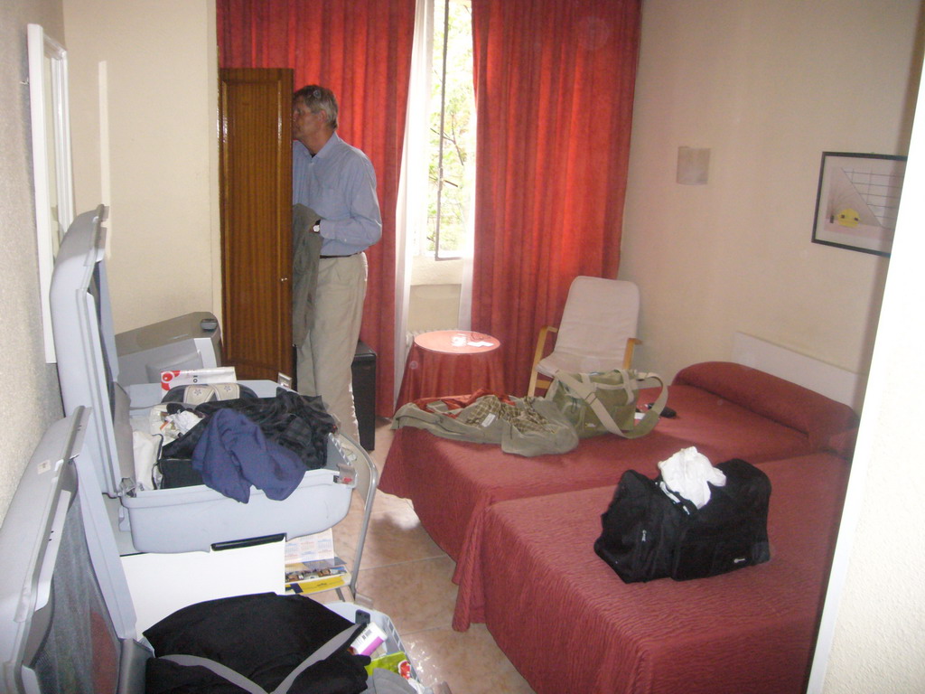 Kees in his hotel room at our hotel `Euromadrid`