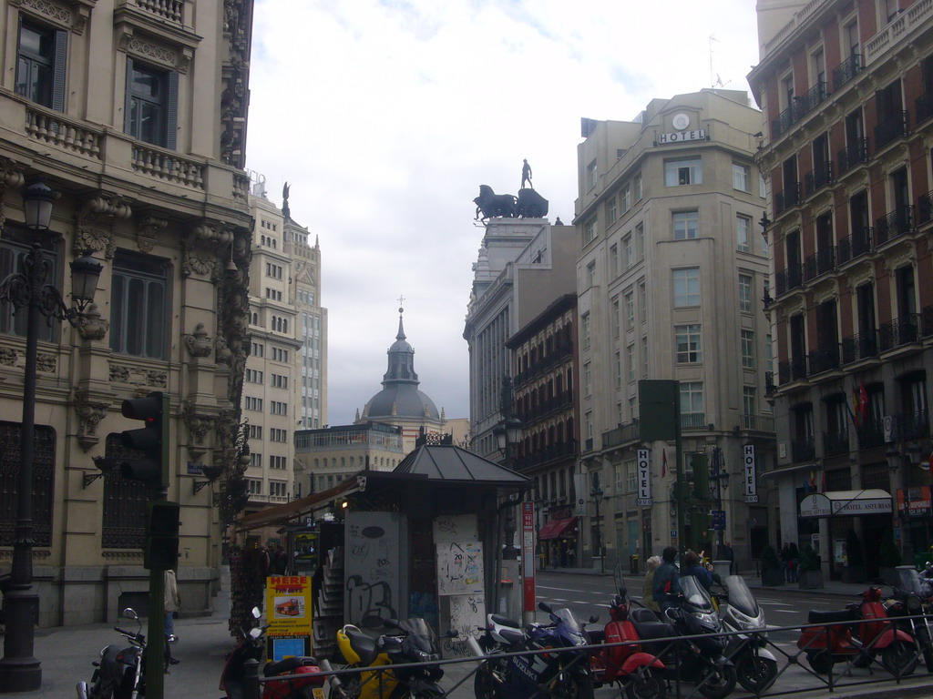 The Calle de Sevilla street, with the Edificio del Banco de Bilbao and the Church of the Calatravas