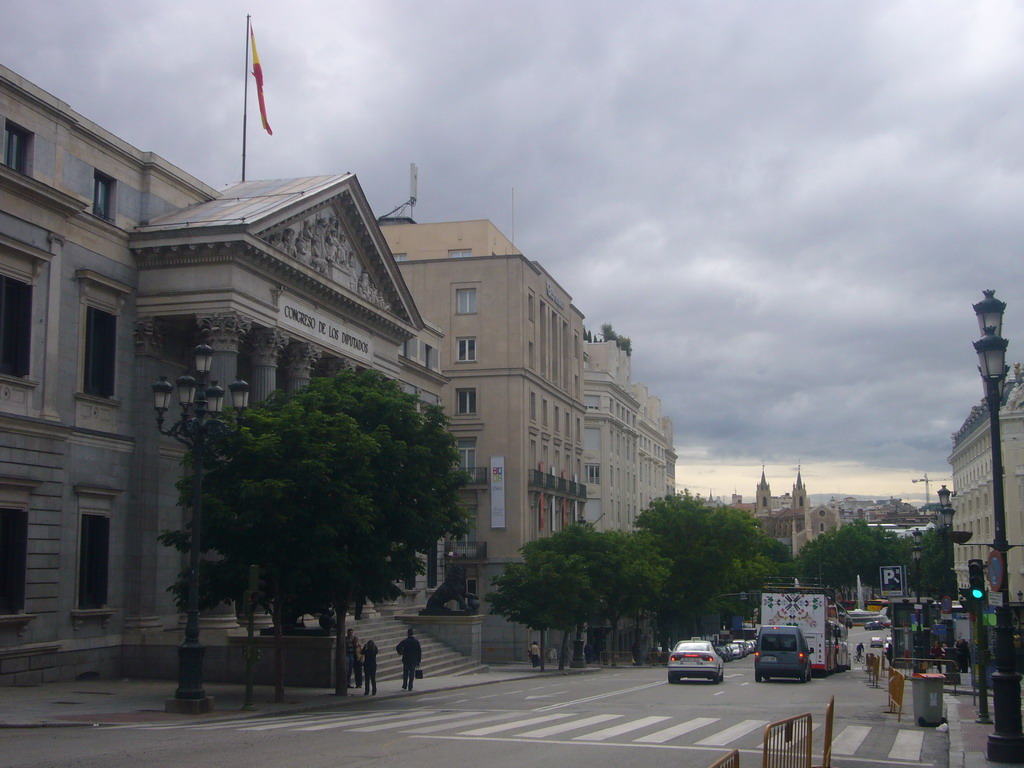 The Carrera de San Jerónimo street, with the Congress of Deputies, the Neptune Fountain and the San Jerónimo el Real church