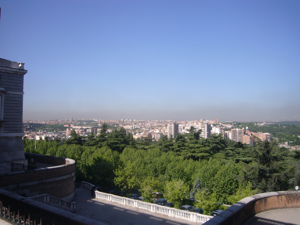 The Campo del Moro gardens, from the Plaza de Armas square