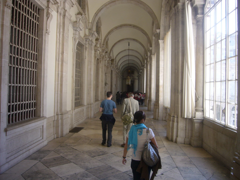 Miaomiao, Jeroen and Kees in the Royal Palace