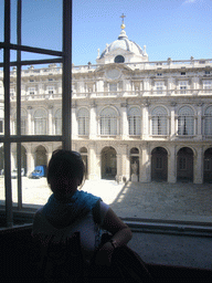 Miaomiao and the central courtyard of the Royal Palace