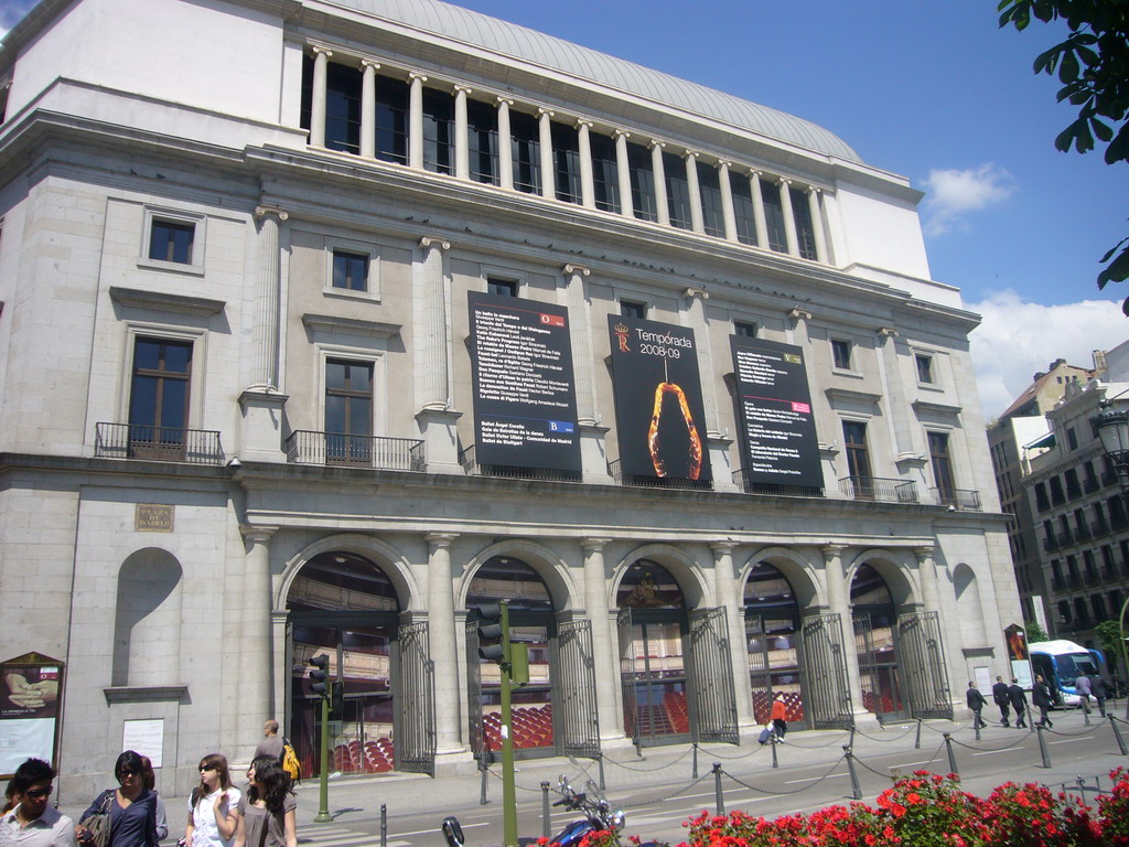 East side of the Teatro Real