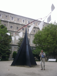 Kees with modern art in the courtyard of the Reina Sofia museum