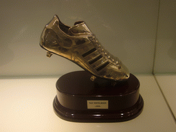Dutch Golden Shoe of 1999 for Ruud van Nistelrooy, in the museum of the Santiago Bernabéu stadium