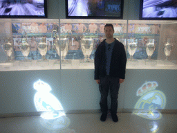 Jeroen with the European Champions` Cups, in the museum of the Santiago Bernabéu stadium