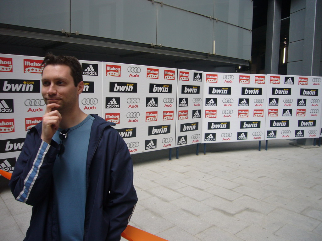 Jeroen in the interview area in the Santiago Bernabéu stadium