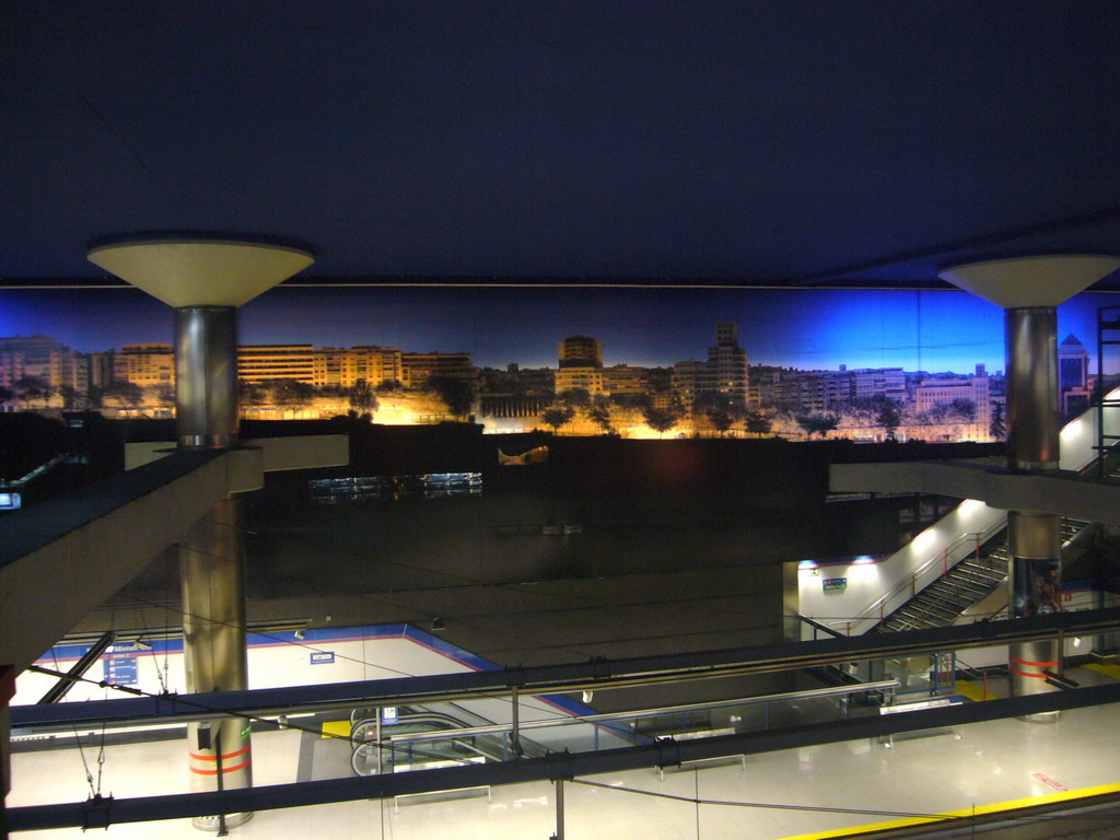 Inside Nuevo Ministerios subway station